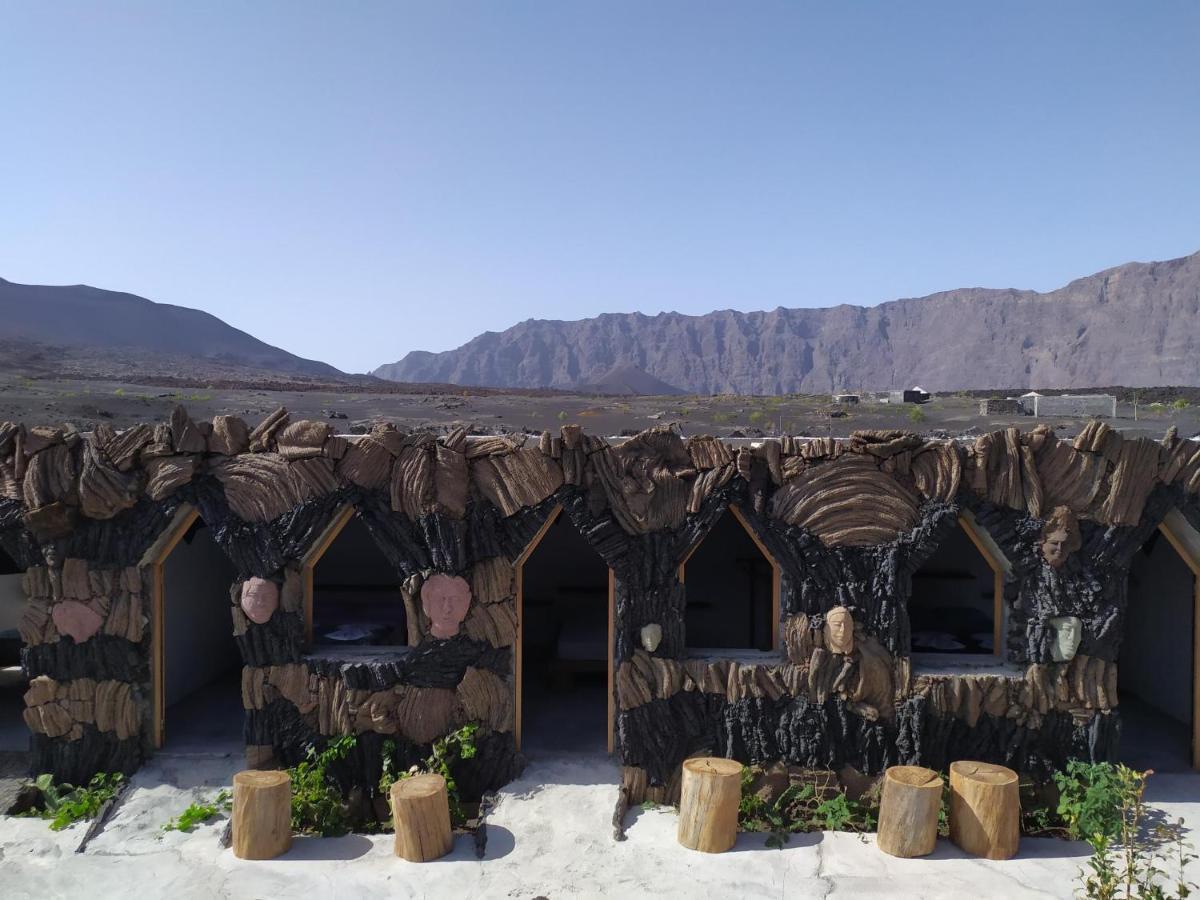 Pensao Casa Jose Doce Bed & Breakfast Portela Dış mekan fotoğraf